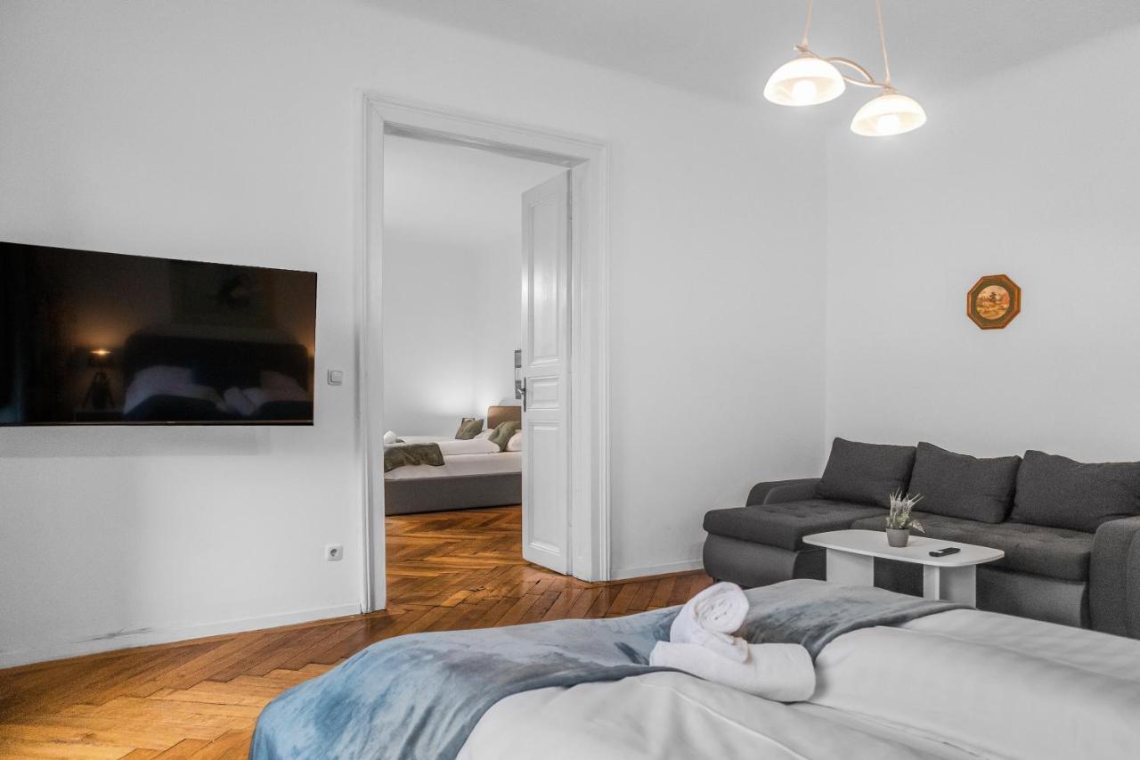 Roomy 2Br Apt. Near Akh -Perfect For Longstays Wien Exterior foto