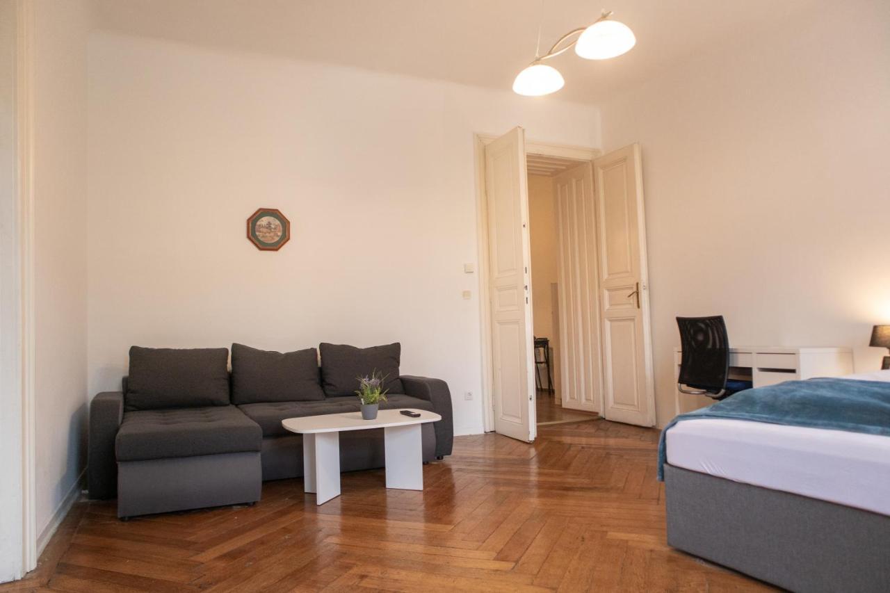 Roomy 2Br Apt. Near Akh -Perfect For Longstays Wien Exterior foto