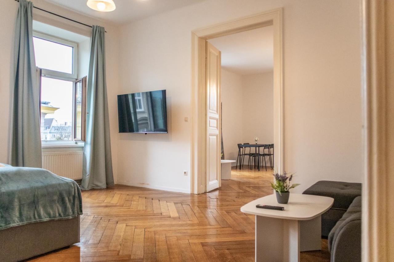 Roomy 2Br Apt. Near Akh -Perfect For Longstays Wien Exterior foto